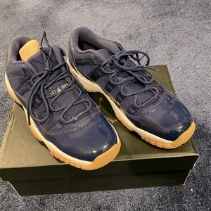 Jordan Retro 11 Navy NIB 7y